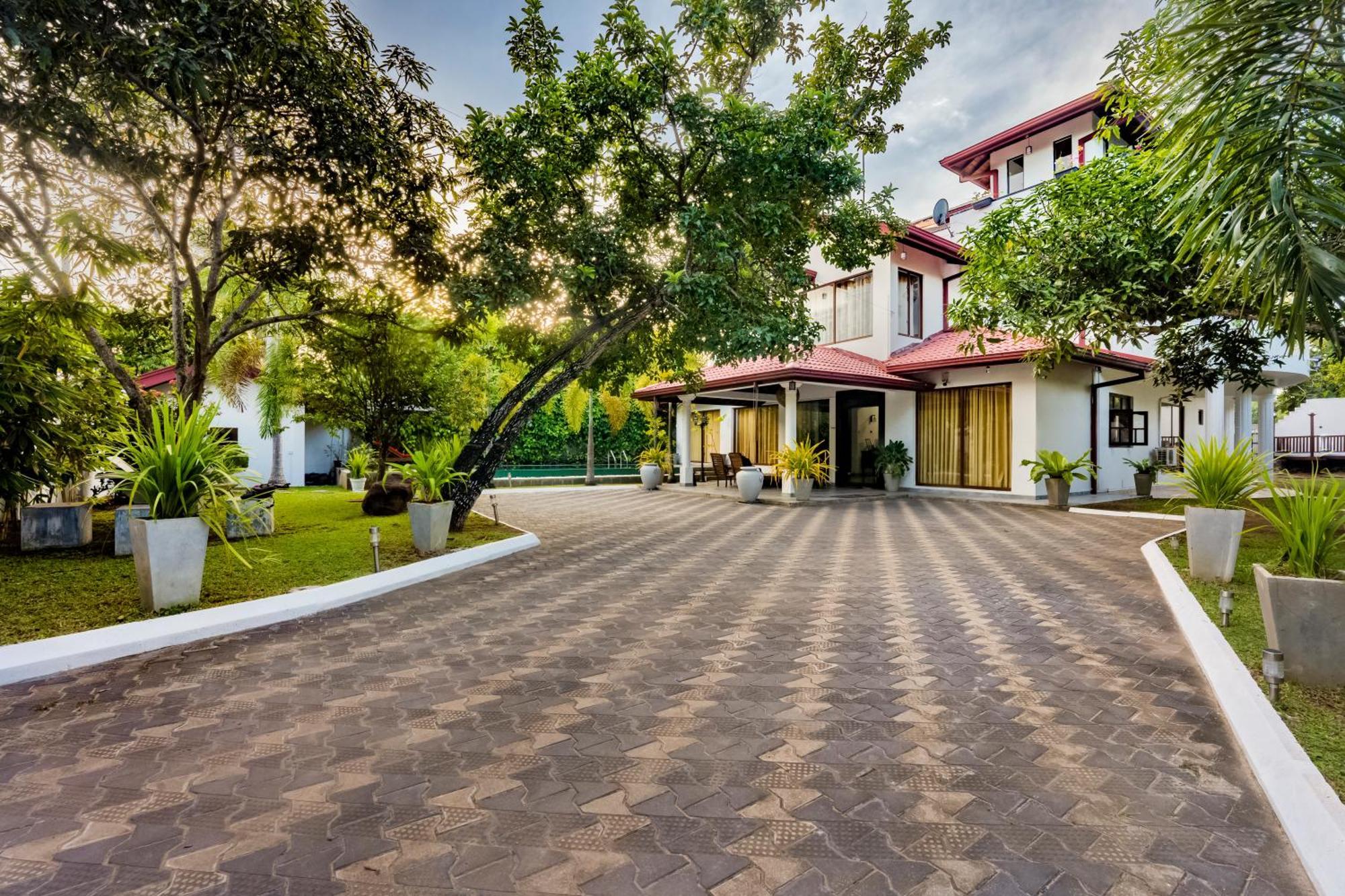 Thithi'S Palace Mirissa Kültér fotó