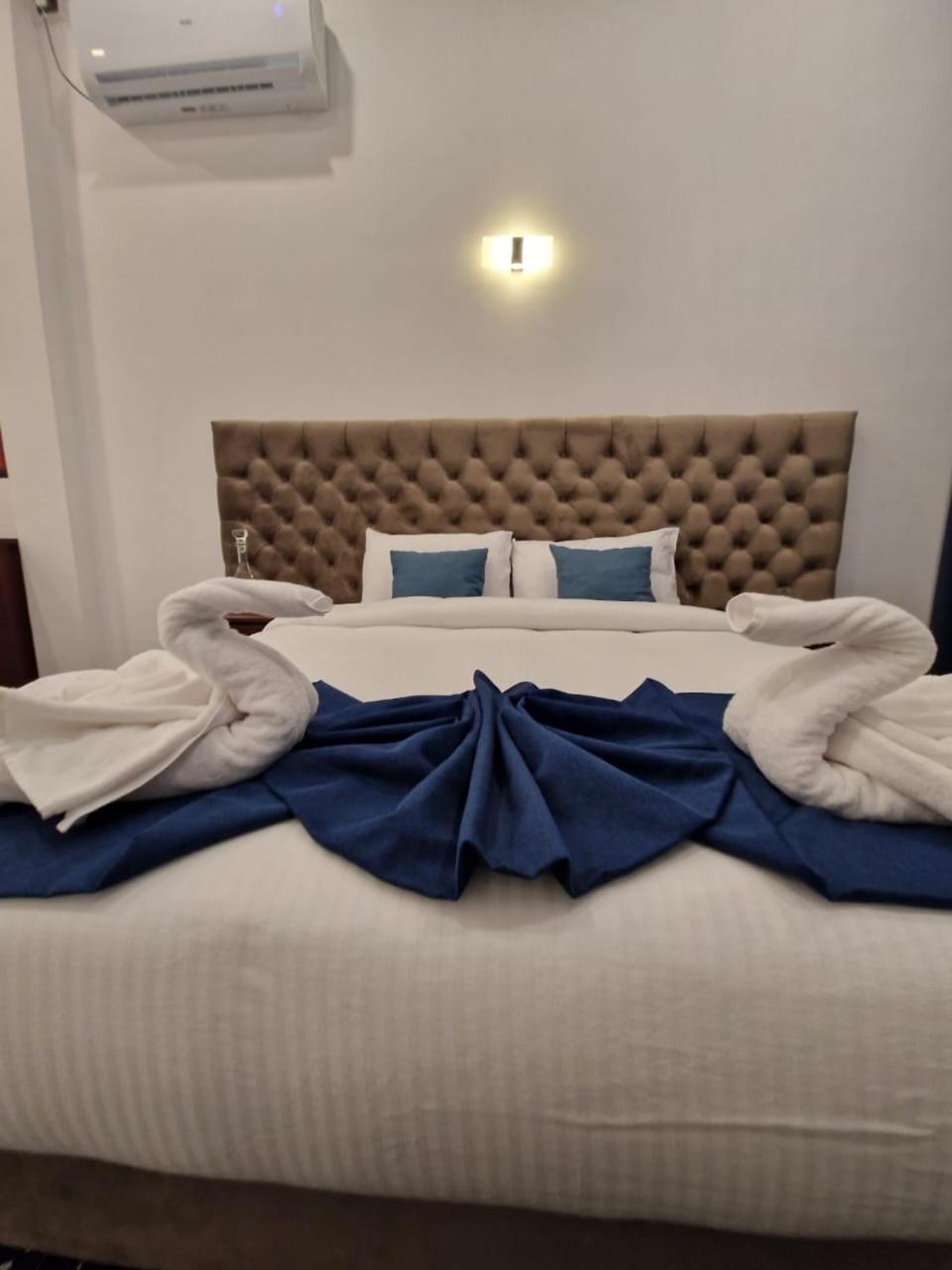 Thithi'S Palace Mirissa Kültér fotó